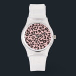 Reloj De Pulsera Impresión de animales de leopardo rosa bebé<br><div class="desc">¡Te encantará este diseño de diseño de diseño de dibujos animados de Baby Pink Leopard y moda! Lo invitamos a nuestra tienda, Baby Shower Boutique, para ver este diseño genial de chicas en muchos más productos de personalizable, incluyendo invitaciones modernas de Baby Shower y regalos para bebés y chicas! Gracias!...</div>