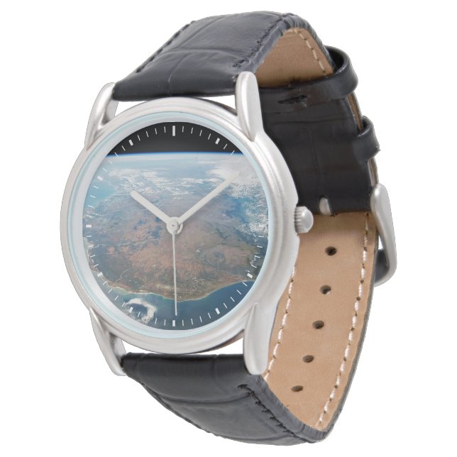 Reloj De Pulsera La Isla De Madagascar. (Angular)