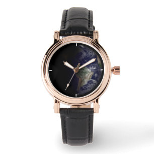 Reloj De Pulsera La Tierra En Su Equinoccio.