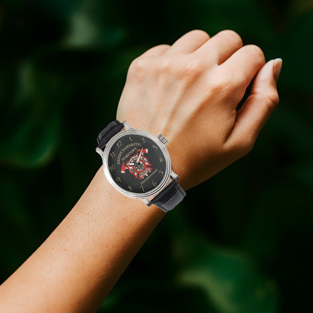 Reloj De Pulsera Logo Del Departamento De Bomberos Dorado Y Bandera (Subido por el creador)