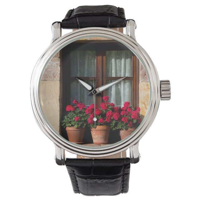 Reloj De Pulsera Macetas de flores en la ventana en el pueblo (Anverso)