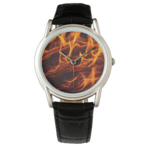 Reloj De Pulsera Macro de llama de fuego en la chimenea