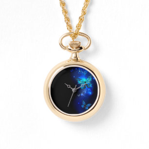 Reloj De Pulsera Mariposa morfo en el fondo oscuro