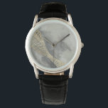 Reloj De Pulsera Matriz de nube<br><div class="desc">Cloud Matrix II de Jennifer Goldberger. Presenta una forma dorada,  parecida a la malla,  contra un fondo gris de tipo nube que contrasta.</div>