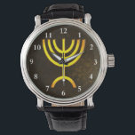 Reloj De Pulsera Menorah Flame<br><div class="desc">Una representación digital de la menorah judía de siete ramas (hebreo: מְ נ וֹ רָ ‎). La menorah de siete ramas, utilizada en el santuario portátil establecido por Moisés en el desierto y más tarde en el Templo en Jerusalén, ha sido un símbolo del judaísmo desde la antigüedad y es...</div>