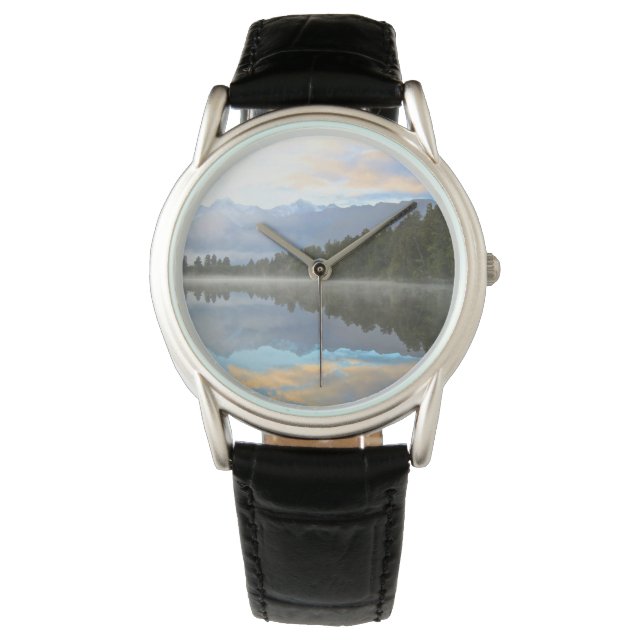 Reloj De Pulsera Misty Lake Trees Reflejo Naturaleza Tranquila (Anverso)