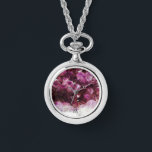 Reloj De Pulsera Moderna moda de moda amatista púrpura monogramada<br><div class="desc">Observar con un diseño moderno de piedra mineral de amatista púrpura de moda. Elegante diseño. Puede añadir su propio monograma para personalizar.</div>