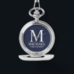 Reloj De Pulsera Monograma y nombre de Groomsman personalizado mode<br><div class="desc">Regalos Groomsman personalizados modernos con monograma personalizado,  nombre y título del groomsman en blanco clásico estilo de letra serif sobre fondo azul marino. También perfecto para el Mejor Hombre,  Padre de la Novia y más.</div>