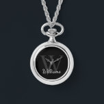 Reloj De Pulsera Monograma y nombre personalizados<br><div class="desc">El Monograma y el Regalo de nombres personalizados presentan un nombre personalizado en el estilo de fuente de escritura blanca y un monograma en el estilo de fuente serif gris claro como fondo, en el fondo negro. Perfecto como regalo de vacaciones, favores de reunión familiar, gracias a los padrinos y...</div>