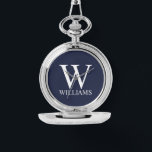 Reloj De Pulsera Monograma y nombre personalizados clásicos<br><div class="desc">El Monograma y Regalo de nombres personalizados incluye un monograma personalizado y un nombre con el estilo de letra serif clásico blanco sobre fondo azul marino. Perfecto para vacaciones,  reuniones familiares y para cualquier ocasión especial.</div>