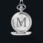Reloj De Pulsera Monograma y nombre personalizados Pocket Watch<br><div class="desc">El Monograma y Regalo de Nombres Personalizados incluye un monograma y un nombre personalizados en el estilo clásico de tipo de letra serif. Perfecto como regalo del padre para papá, regalos para los padrinos y para cualquier ocasión especial. Los detalles de mármol se simulan en las obras de arte. Este...</div>
