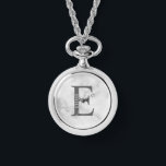 Reloj De Pulsera Monograma y nombre personalizados Pocket Watch<br><div class="desc">El Monograma y Regalo de Nombres Personalizados incluye un monograma y un nombre personalizados en el estilo clásico de tipo de letra serif. Perfecto como regalo del padre para papá, regalos para los padrinos y para cualquier ocasión especial. Los detalles de mármol se simulan en las obras de arte. Este...</div>
