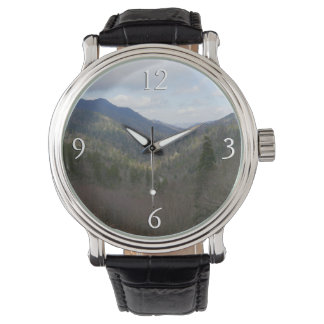 Reloj De Pulsera Morton con vistas a las montañas de los Grandes Ah