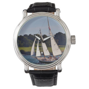 Reloj De Pulsera Navegando en Newport, Rhode Island, EE. UU.