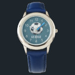 Reloj De Pulsera Niños Blue Sports Soccer<br><div class="desc">Este lindo y moderno reloj de niños cuenta con una pelota de fútbol con un fondo azul. El reloj puede ser personalizado con el nombre de tu hijo,  y números claros,  el regalo perfecto para cualquier amante del deporte.</div>