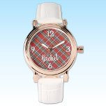 Reloj De Pulsera Nombre, Stewart Tartán Plaid, mujeres de cuero bla<br><div class="desc">Las damas rosa reloj redondo dorado con fondo de manto de Stewart real, números primarios blancos, nombre de guión y correa de cuero blanco vintage. Cambie fácilmente el nombre de la secuencia de comandos curvada, reemplace con iniciales en monograma o quite para que sea suya utilizando la plantilla proporcionada. Este...</div>