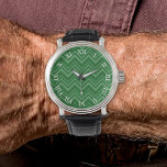 Reloj De Pulsera Número editable de zags de Zig verde de bosque geo<br><div class="desc">Pon tu propio giro en las cosas con el reloj numérico editable Zig Zags de geométrica de los bosques verdes. Elija entre los números romanos predeterminados, los números árabes, un sistema de numeración de su propio diseño, o deje los números completamente sin efecto. Sea cual sea tu orientación, los símbolos...</div>