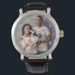Reloj De Pulsera Números blancos de foto de familia personalizado<br><div class="desc">Convierte una foto familiar en un tesoro conservador que pueda usar todos los días. Este reloj muestra simples números sans serif blancos alrededor del espacio para tu fotografía favorita. Reemplace fácilmente la imagen de ejemplo con la suya propia.</div>