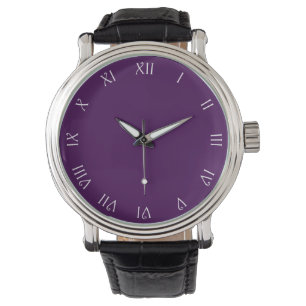 Reloj De Pulsera Números romanos en guión blanco en mens púrpura