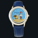 Reloj De Pulsera Personalizado Pirate Boy<br><div class="desc">Niños piratas de Guay observan con un bucanero llevando una espada al lado de un cofre del tesoro lleno de oro en una playa con fondo azul del cielo. Personalizar el reloj de pulsera de este chico genial con el nombre de su hijo en blanco. ¡Ahoy Matey!</div>