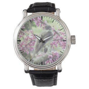 Reloj De Pulsera Phoebe en un árbol Redbud