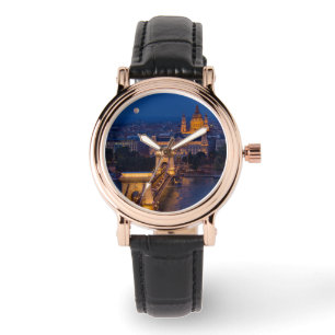 Reloj De Pulsera Puente de cadena y luna llena en la noche