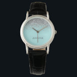 Reloj De Pulsera Purpurina de plata azul Aqua verde azulada Monogra<br><div class="desc">Reloj de nombres del Purpurina de espuma azul y Verde azulado de plata Aqua. Esto hace que la graduación perfecta, el cumpleaños, el boda, la ducha de novia, el aniversario, la ducha de bebé o la fiesta de soltera sea un regalo para alguien que ama el lujo glam y los...</div>