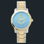 Reloj De Pulsera Regalos de masón | Masonic Gold Silver Light<br><div class="desc">Elegantes relojes masónicos de color azul claro que se pueden personalizar fácilmente para un hermano en su cumpleaños, o incluso dar como elegantes regalos a los oficiales de hospedaje en una celebración Anual de Instalación de Oficiales. El diseño lujoso representa una plaza dorada y un símbolo de la masonería de...</div>