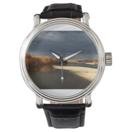 Reloj De Pulsera Río en otoño de 111