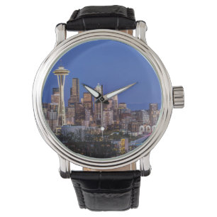 Reloj De Pulsera Seattle, Downtown y Mt. Rainier al anochecer
