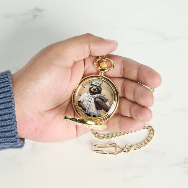 Reloj De Pulsera "Slugger Sloth: Lento y Firme en el Plato" (Mano)