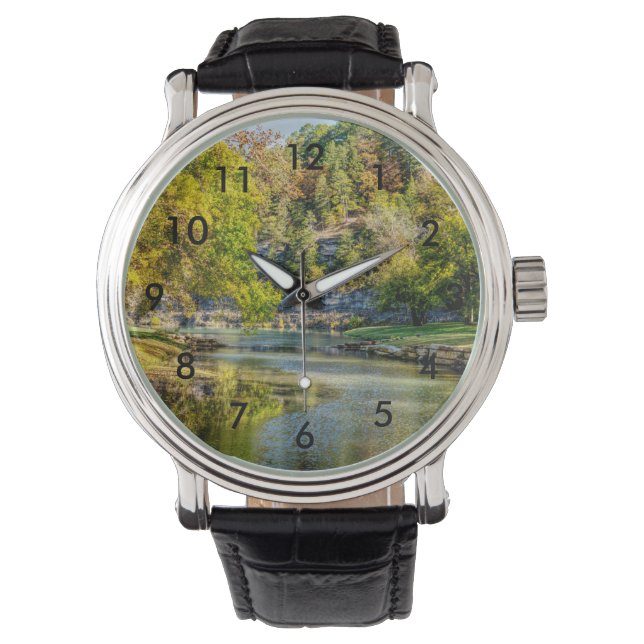 Reloj De Pulsera Sobre el Creek de Dogwood (Anverso)