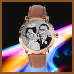 Reloj De Pulsera Su nombre de foto Rosa muñeca de banda marrón de l<br><div class="desc">Este elegante reloj de pulsera de rosa dorado de los hombres de oro glam está decorado con una banda marrón y personalizado con tu nombre y tu foto . Puede cambiar fácilmente el nombre y eliminar las marcas de marca de números negros si lo desea. Qué maravilloso regalo para él...</div>