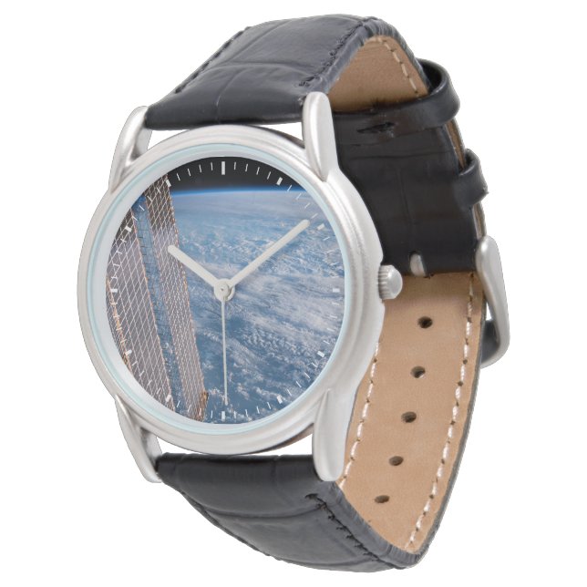 Reloj De Pulsera Tasmania Y Mares De Coral Cubiertos De Nube. (Angular)