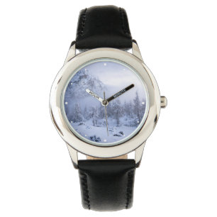Reloj De Pulsera Tierras maravillosas del invierno, niebla, bosque