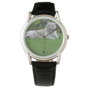 Reloj De Pulsera Tigre Blanco Descansando en Vegetación Iluminada p
