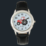 Reloj De Pulsera Tractor de la granja roja del niño con nombres de<br><div class="desc">Este bonito diseño es parte de una colección que incluye doodles de transporte bonitos para ropa y accesorios para niños. El diseño presenta un coloreado tractor rojo de doodle dibujado a mano sobre azul, y se puede personalizar con el nombre de tu hijo. ¡Perfecto para una granja y un tractor...</div>