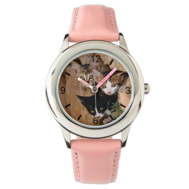 Reloj De Pulsera Tres gatos curiosos y cortos divertidos, plato de  (Anverso)