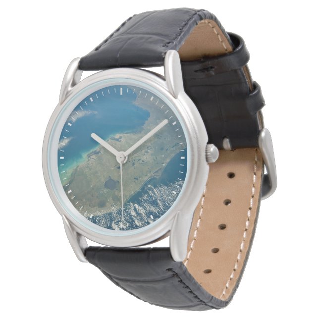 Reloj De Pulsera Una Florida Oblíque, En La Costa Sureste (Angular)