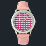 Reloj De Pulsera Vigilancia del patrón de corazones rosados<br><div class="desc">Reloj de patrón de corazones simples y dulces con un patrón repetido de corazones pequeños rosados. Se puede añadir texto a este diseño para darle un toque personal.</div>