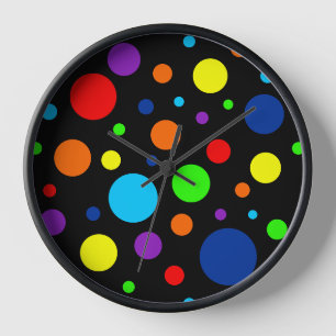 Reloj de puntos del arcoiris oscuro