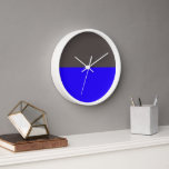 RELOJ DUO 2024<br><div class="desc">Dos colores en combinaciones de colores contemporáneas. Azul eléctrico y marrón caoba.</div>