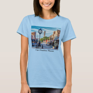 Reloj En El Centro De La Camiseta De Girardeau