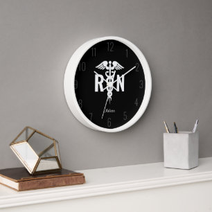 Reloj Enfermera personalizada RN Caducto blanco negro mé