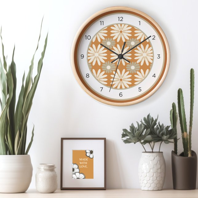 Reloj Floral moderna de mediados de siglo (Embrace the timeless charm of floral retro style with Wild on Flowers' Mid Century wall clock. )