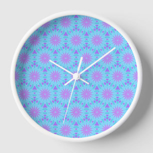 Reloj Flores magenta con forma azul cielo y púrpura