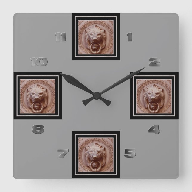 Reloj - golpeador de puerta principal del león (Anverso)