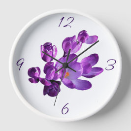 Reloj Hermoso crocus morado floral simple lindo