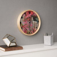 Hojas de arce japonesas rojas y bambú