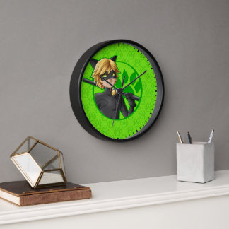 Reloj Insignia verde Cat Noir